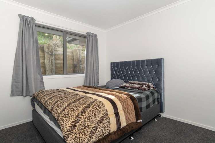 6 Stable Way Brookfield_11