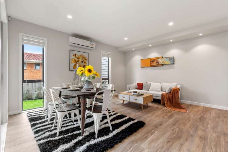 611c Glenfield Road Totara Vale_16