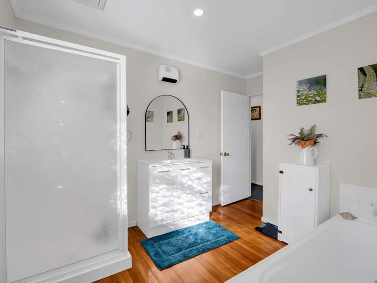 6 Martin Close Karitane_12