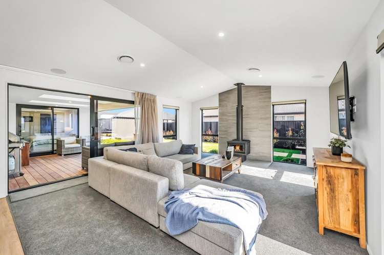 72 Halpin Drive Lincoln_7