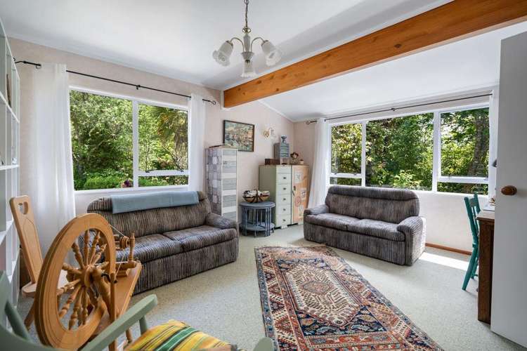 1849 Manawahe Road Manawahe_15