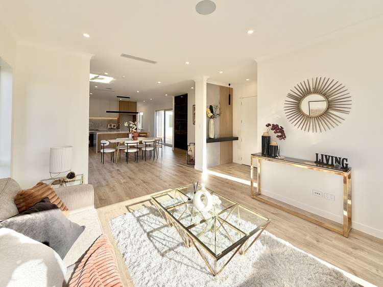 75 Parish Drive_5