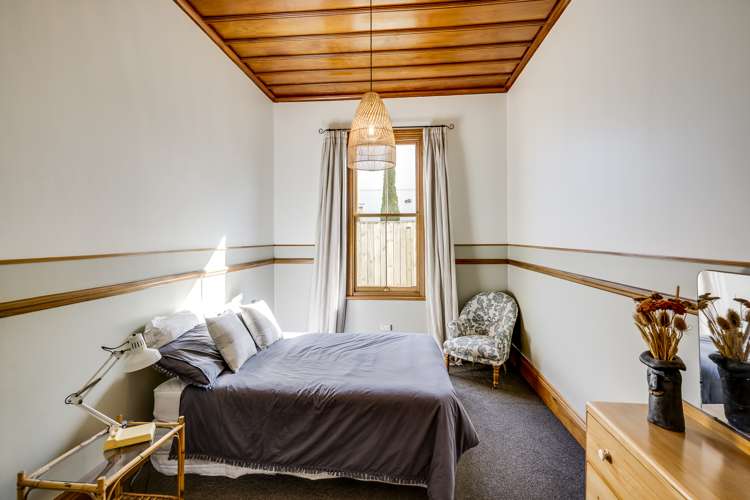 2 Cobden Crescent Bluff Hill_12