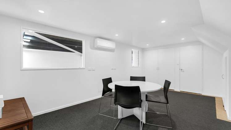 6A Halls Place Middleton_5