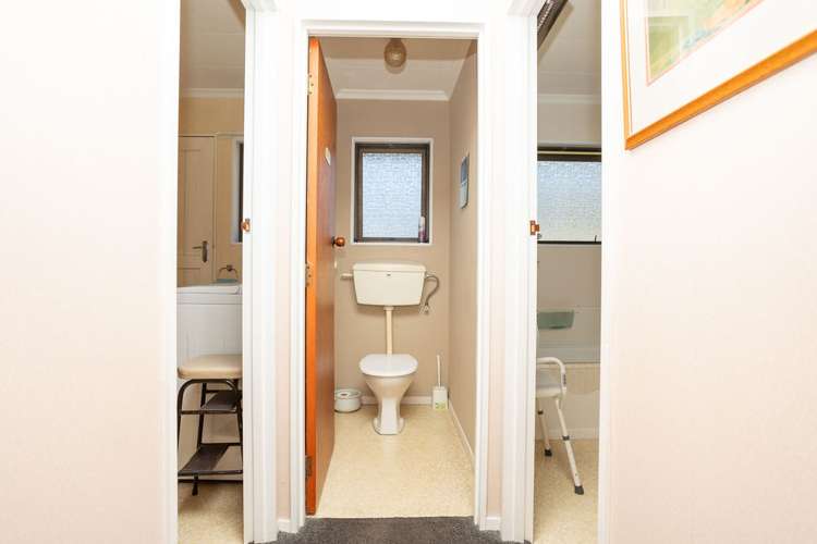 59 Allardice Street Dannevirke_17