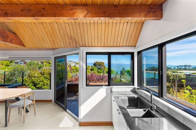 2 The Cliffs Britannia Heights Nelson_10