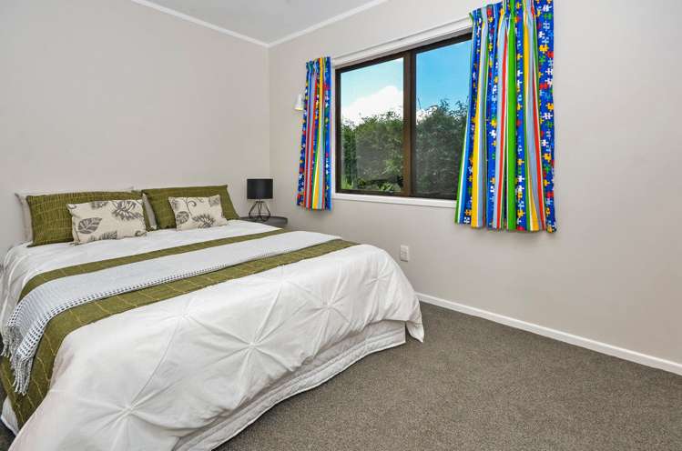 16 Durey Road Dairy Flat_23