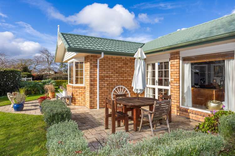 60 Cowley Drive Leamington_11