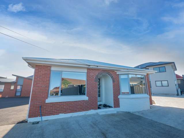 Double Glazed 3 Bedroom Home For Rent