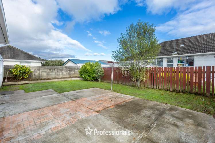53 Totara Park Road Clouston Park_15
