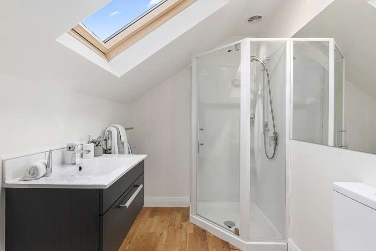 56 Moana Road Kelburn_10