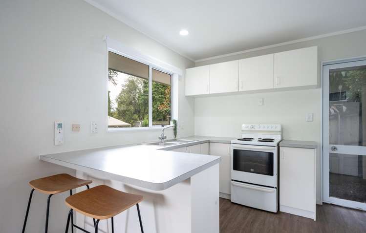 11 Clifford Avenue_5