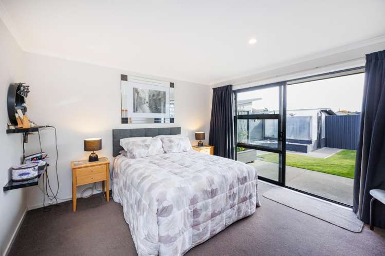12 Lorenzo Place Kelvin Grove_18
