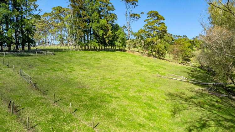 200 Awa Road Kumeu_21