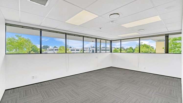 29-31 Sir William Pickering Drive Burnside_14
