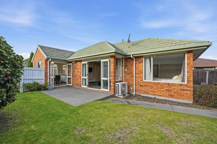 2/294 Travis Road New Brighton_16