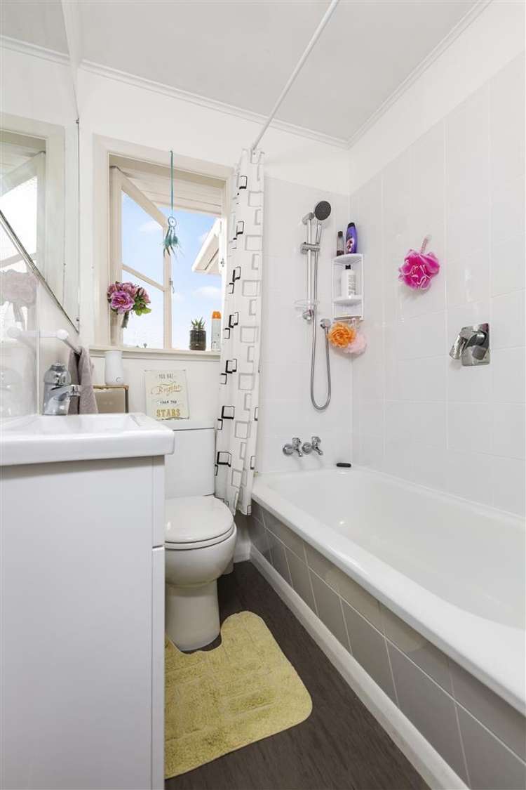 8 Croydon Road New Lynn_5