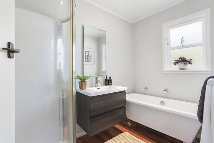 34a Wellesley Road Mangere Bridge_13