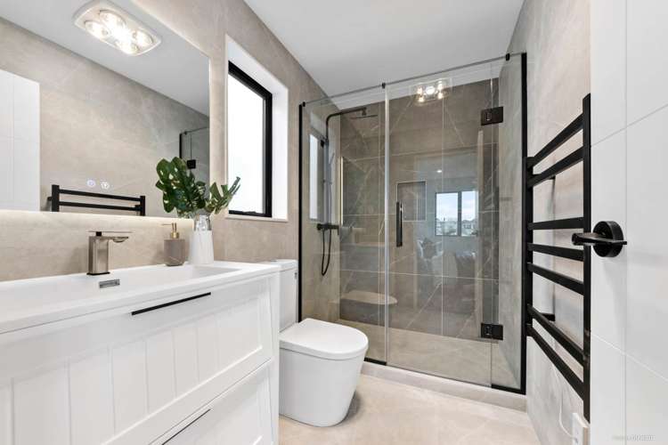 451d Richardson Road Mount Roskill_16