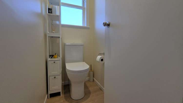  4 Poole Street Taitā_16