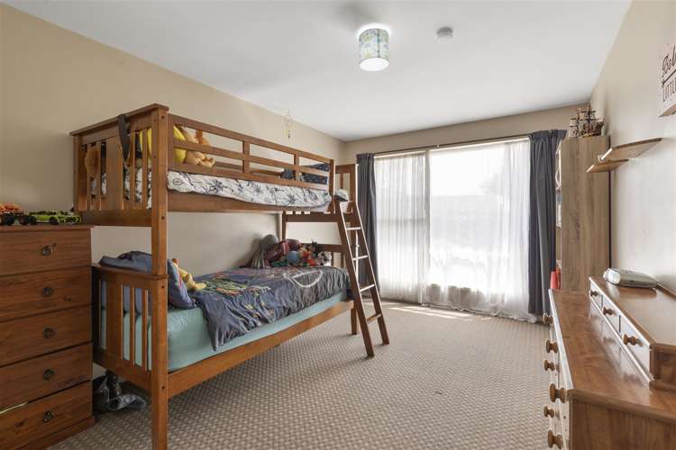 2/23 Branksome Place Parklands_9