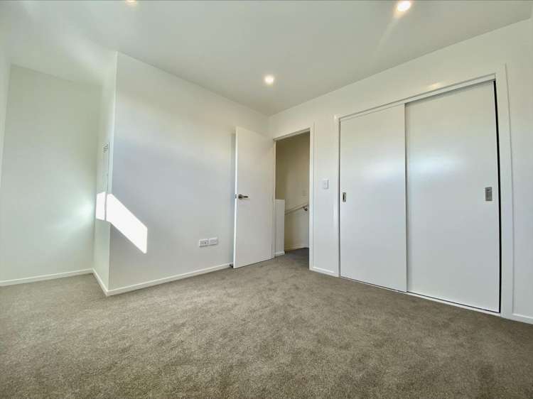 5/12 Enderby Drive 1801_10
