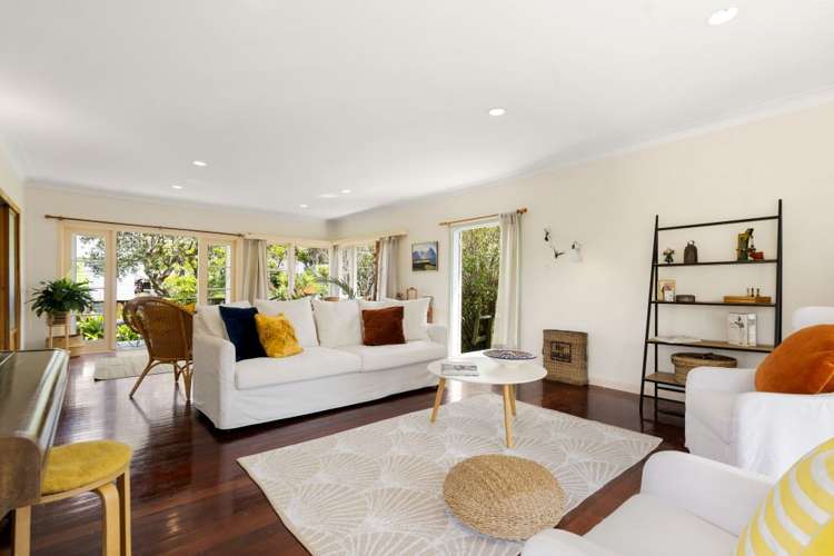 19a Old Lake Road Narrow Neck_9