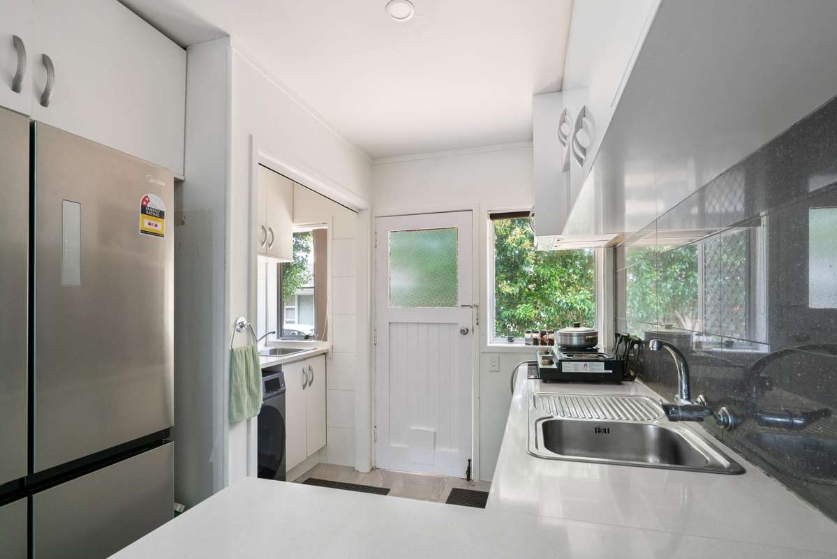 28C James Road_3