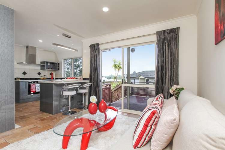 12 Lasque Place Glen Eden_5