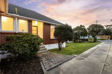 8 Eastbank Street_4