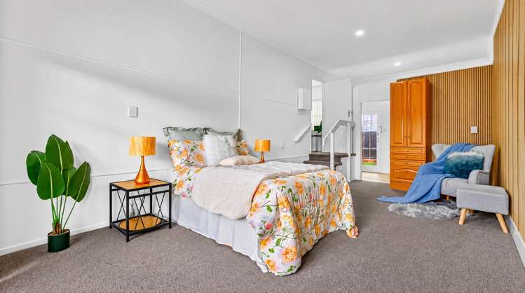1/4 Russell Road Manurewa_4