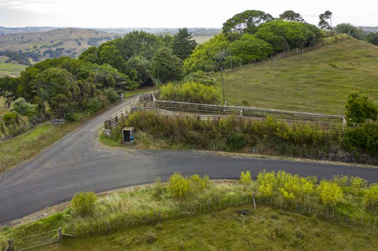 1047 Wairamarama Onewhero Road Onewhero_13