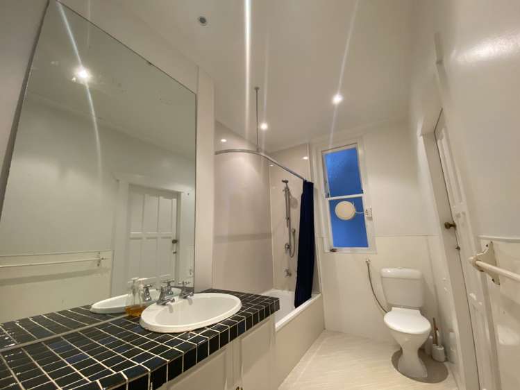 2/73b Carlton Gore Road Newmarket_13