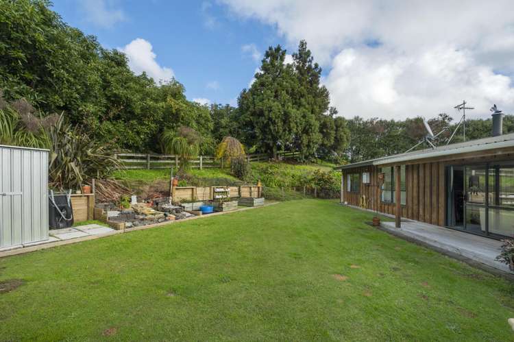 143 Youngson Road Whakamarama_23