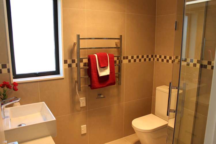 5 Haddington Drive Flat Bush_7