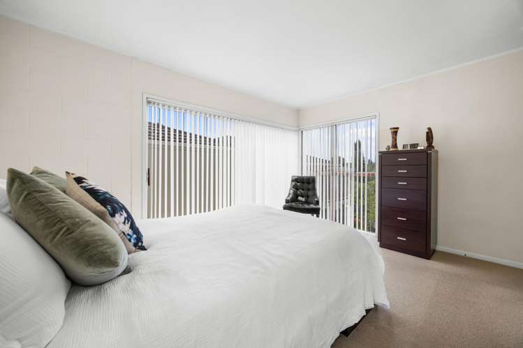 17 Davita Place Farm Cove_14