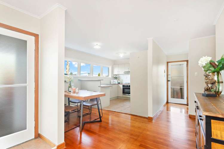 27b Barrack Road Mount Wellington_11