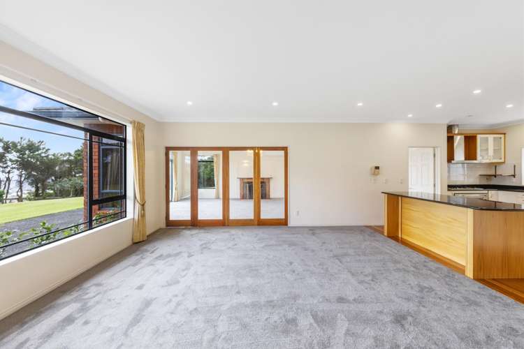 503 Redoubt Road Flat Bush_11