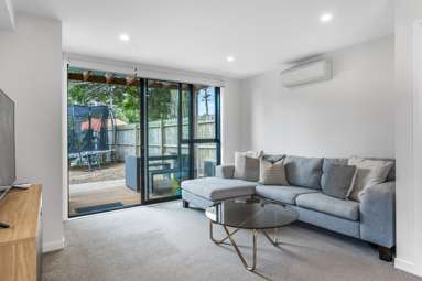 2/48 Wallace Road_3