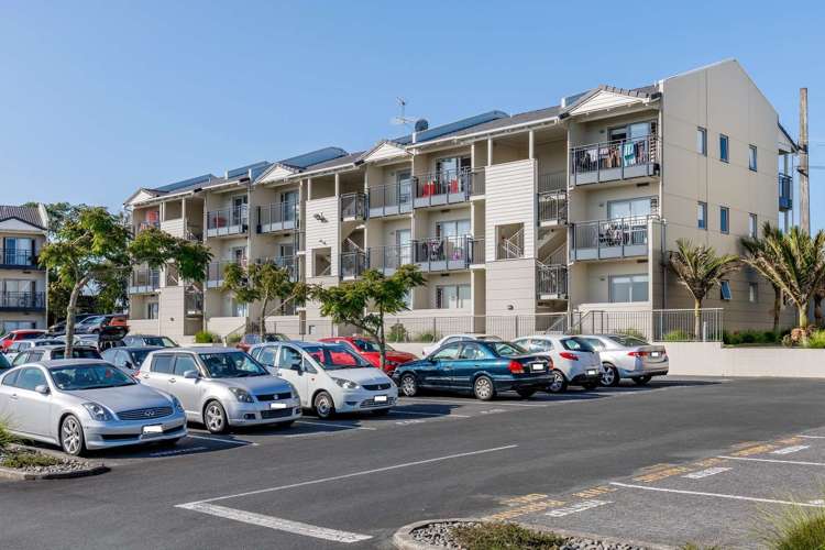 B9/71 Spencer Road_0