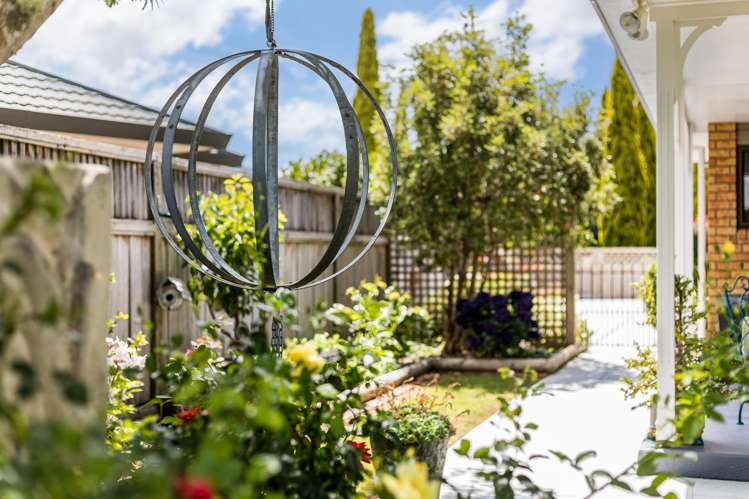 41 Clearwater Terrace Brown Owl_19