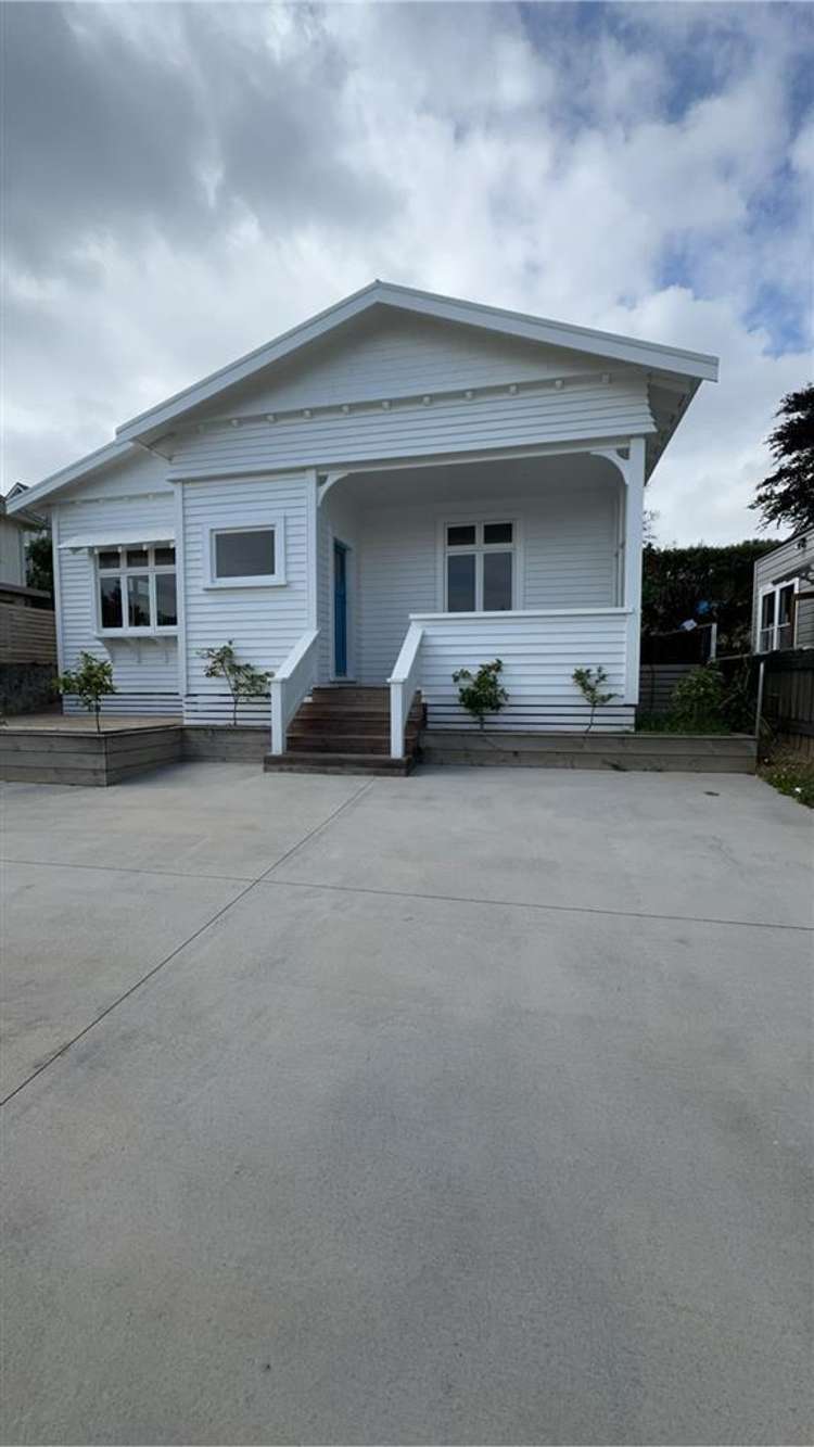 51 Vivian Street New Plymouth_9