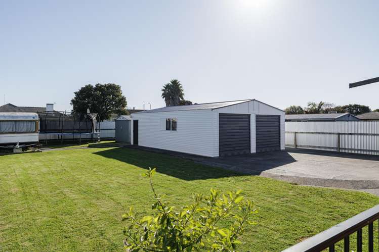 17 Harold Holt Avenue Onekawa_11