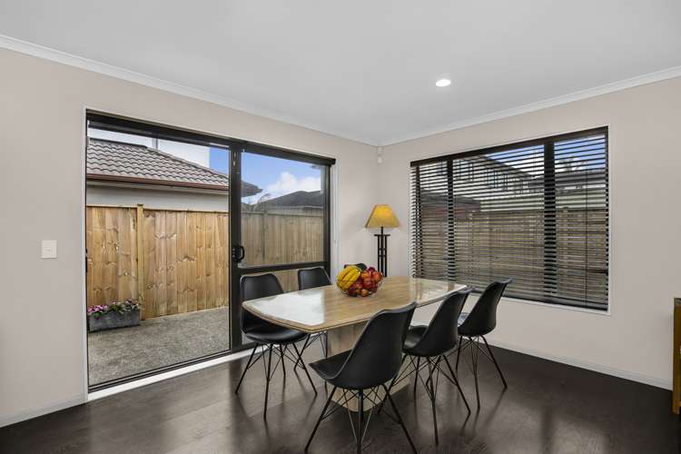 21 Cambrian Crescent Flat Bush_4
