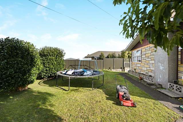 38 Forth Crescent Glenview_1