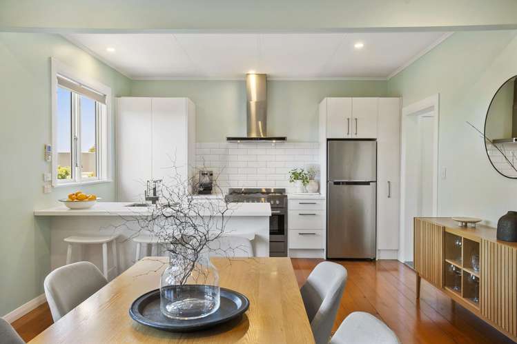 1/33 Abbotts Way Remuera_1
