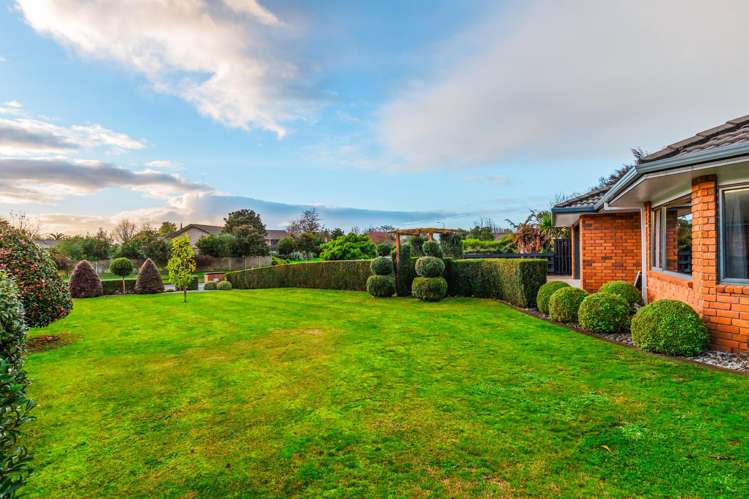 8 De La Mare Drive Leamington_21