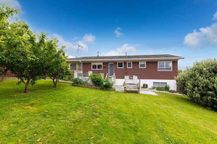 13 Maple Avenue Dinsdale_13