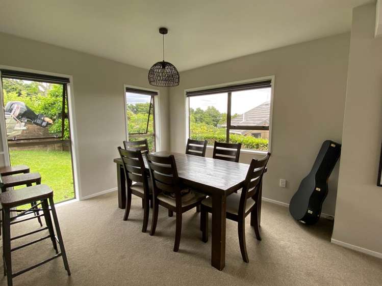 5 Kingsclere Place Goodwood Heights_5