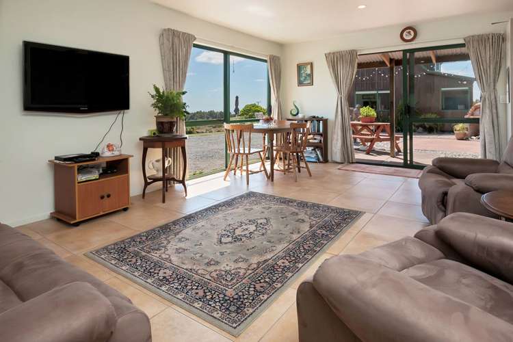 348 Owhiwa Road Parua Bay_21